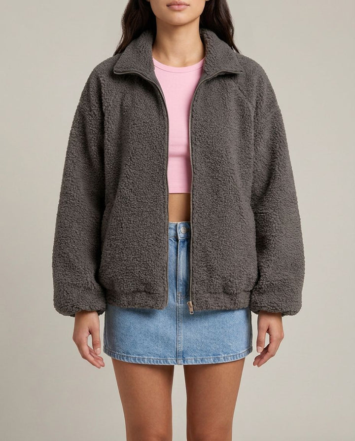 Graue Oversize Jacke mit Reißverschluss Detailansicht | Lisa’s Boutique