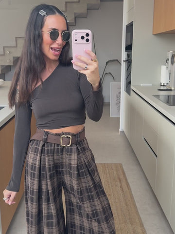 Checked Trousers – Brown