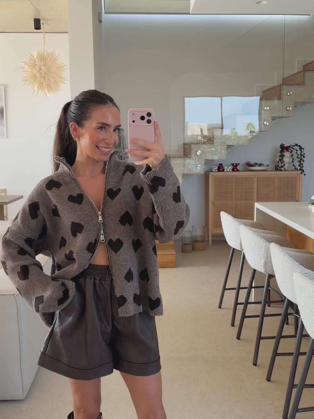 Cardigan con cuori – Beige/Marrone