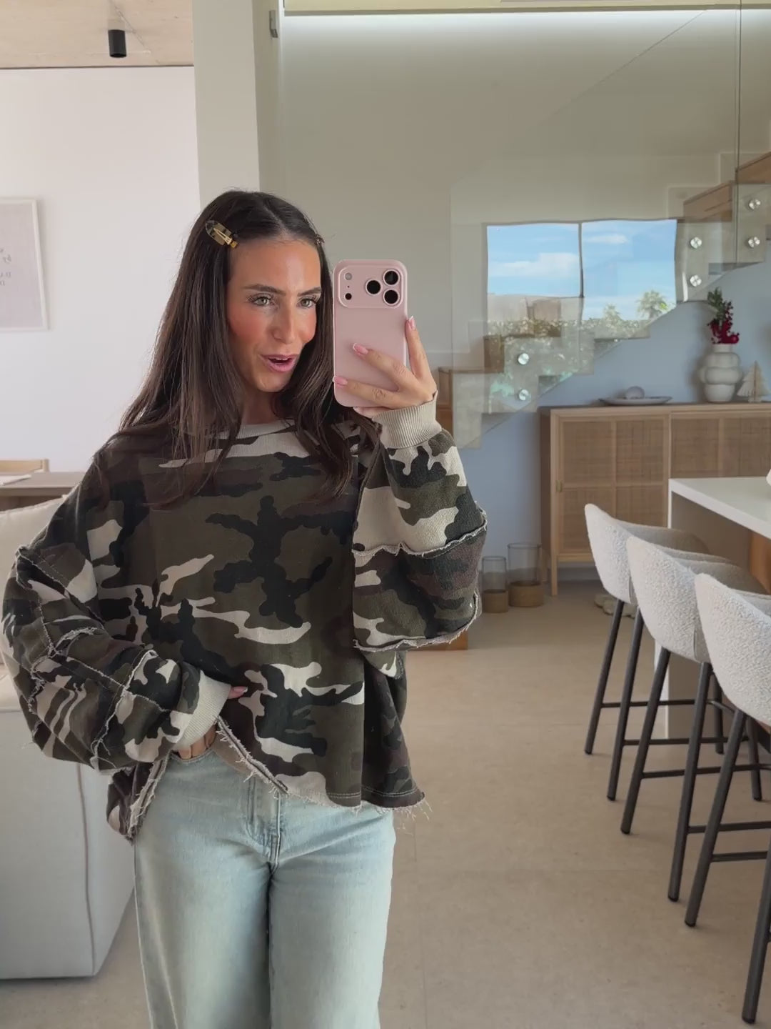 Camouflage Sweatshirt – Beige