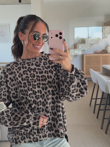 Leopard Sweatshirt – Grey