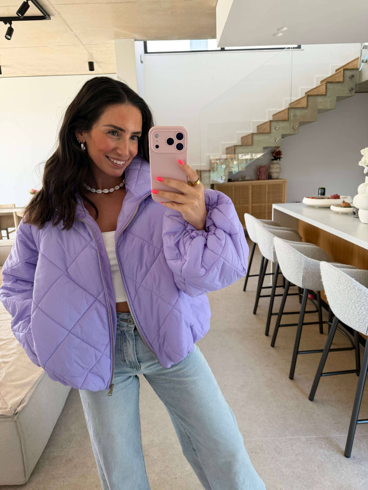 Pufferjacke – Flieder Jacke Lisas Boutique 