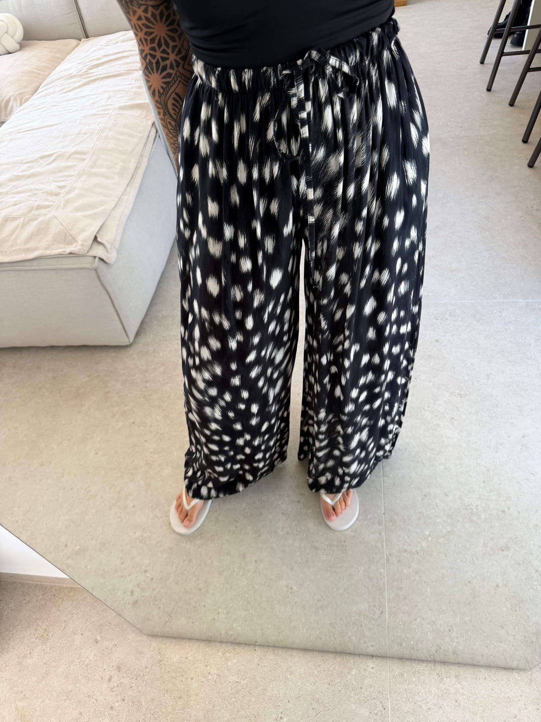 Rehprint Schlabberhose – Schwarz Langarm Lisas Boutique 