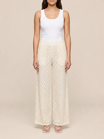 Women’s lace trousers in Cream, Detail view | Lisa’s Boutique