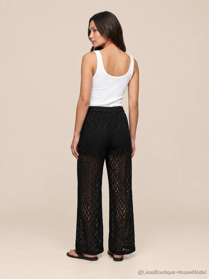 Women’s lace trousers in Black, Side view | Lisa’s Boutique