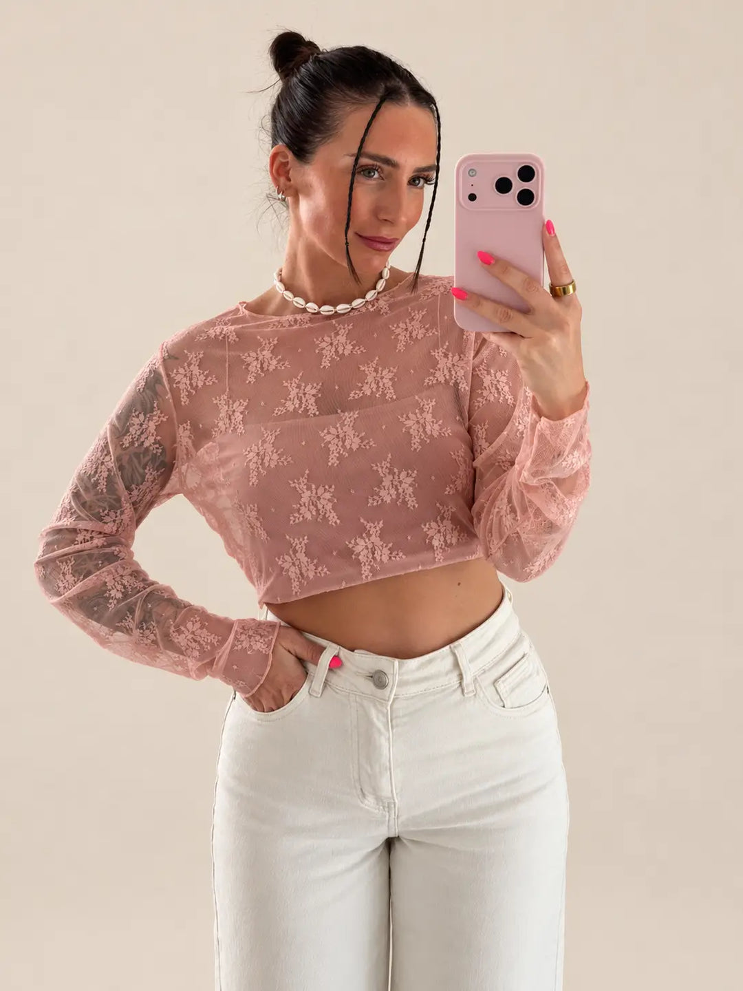 Women’s lace longsleeve in Apricot | Lisa’s Boutique