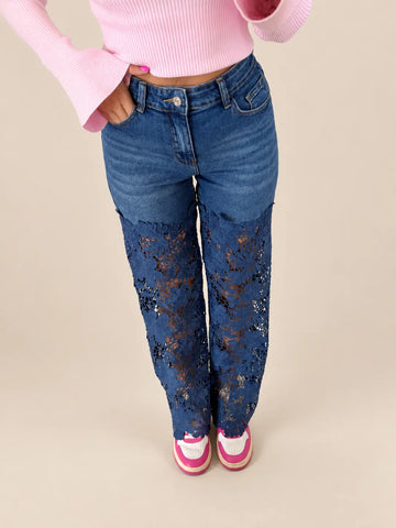 Rechte jeans dames in blauw met kanten details, detailaanzicht | Lisa’s Boutique