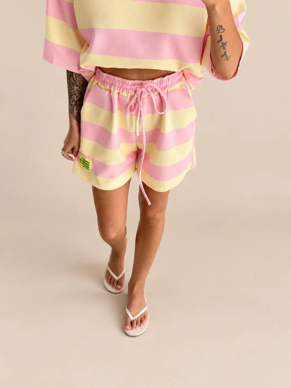 Women’s striped shorts in Rose and Yellow, Detail view | Lisa’s Boutique