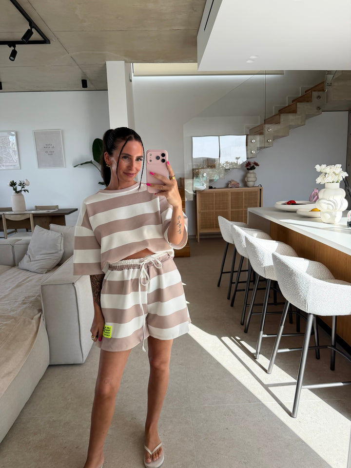 Streifen Shorts – Taupe/Beige Shorts Lisas Boutique 