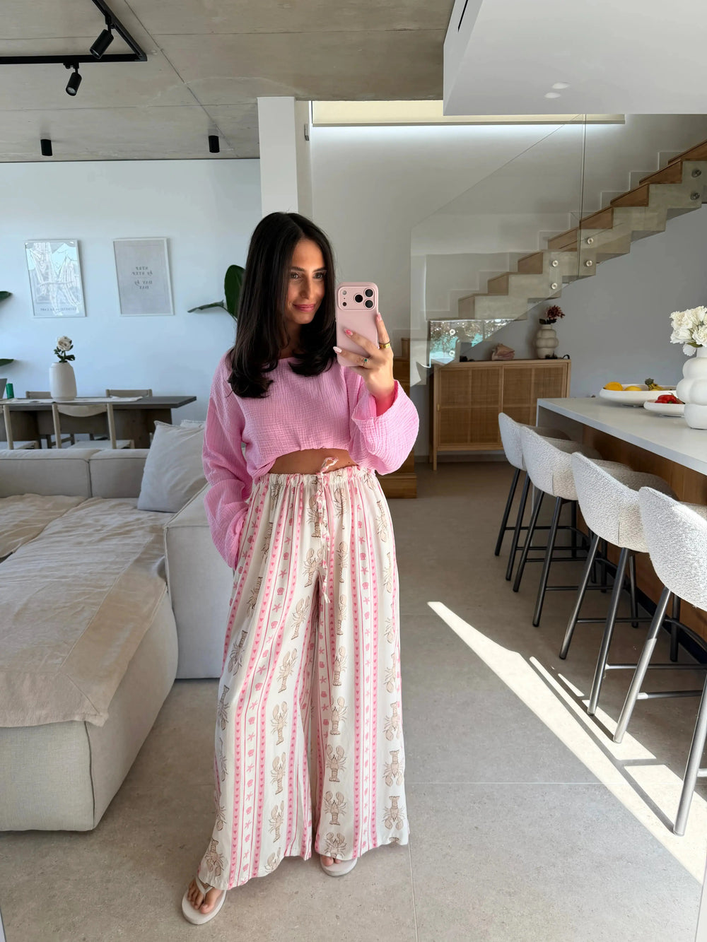 Summerprint Schlabberhose – Creme – am Model | Lisa’s Boutique