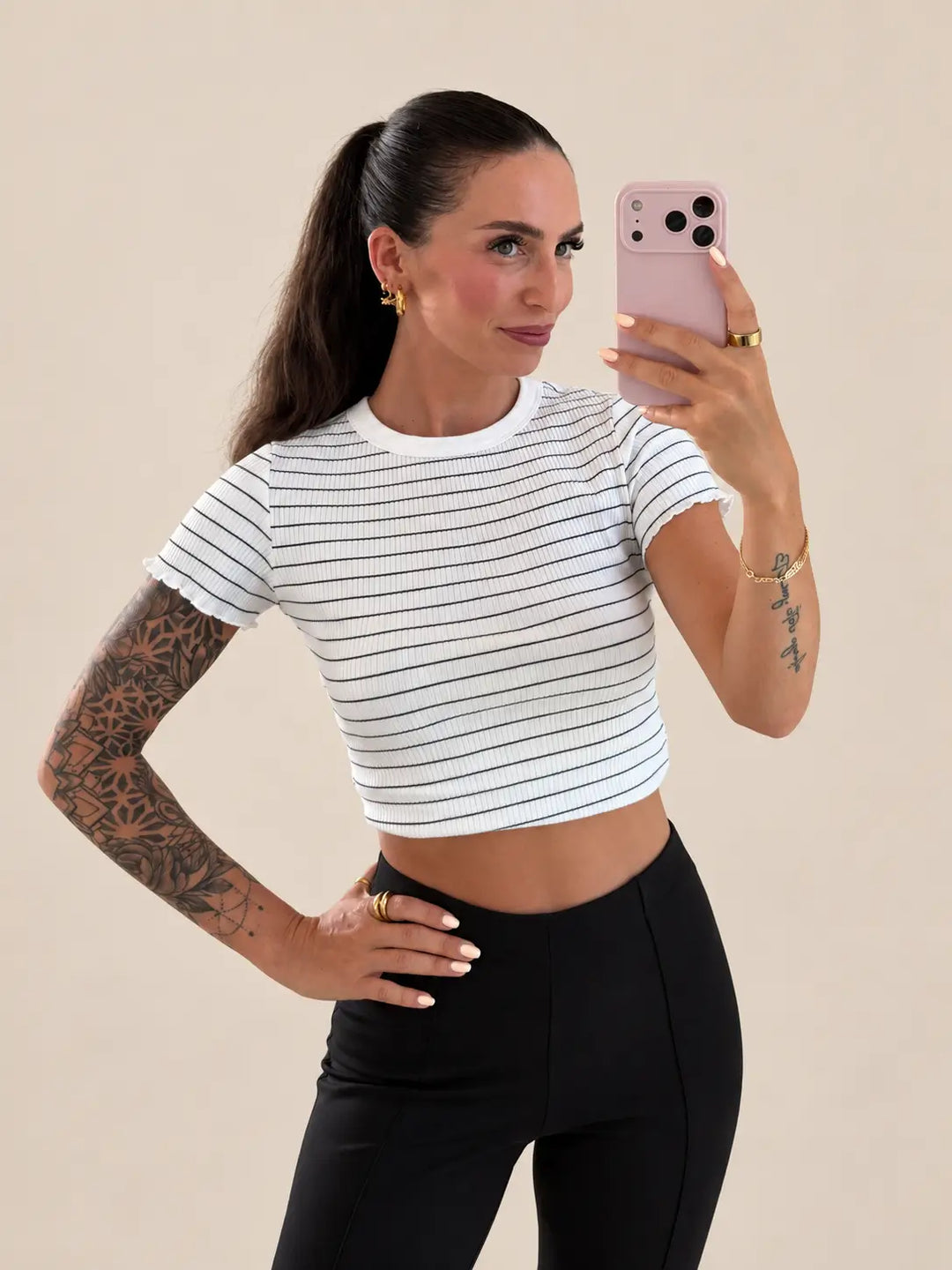 T-Shirt gestreift Damen in Weiß mit körpernahem Schnitt | Lisa’s Boutique