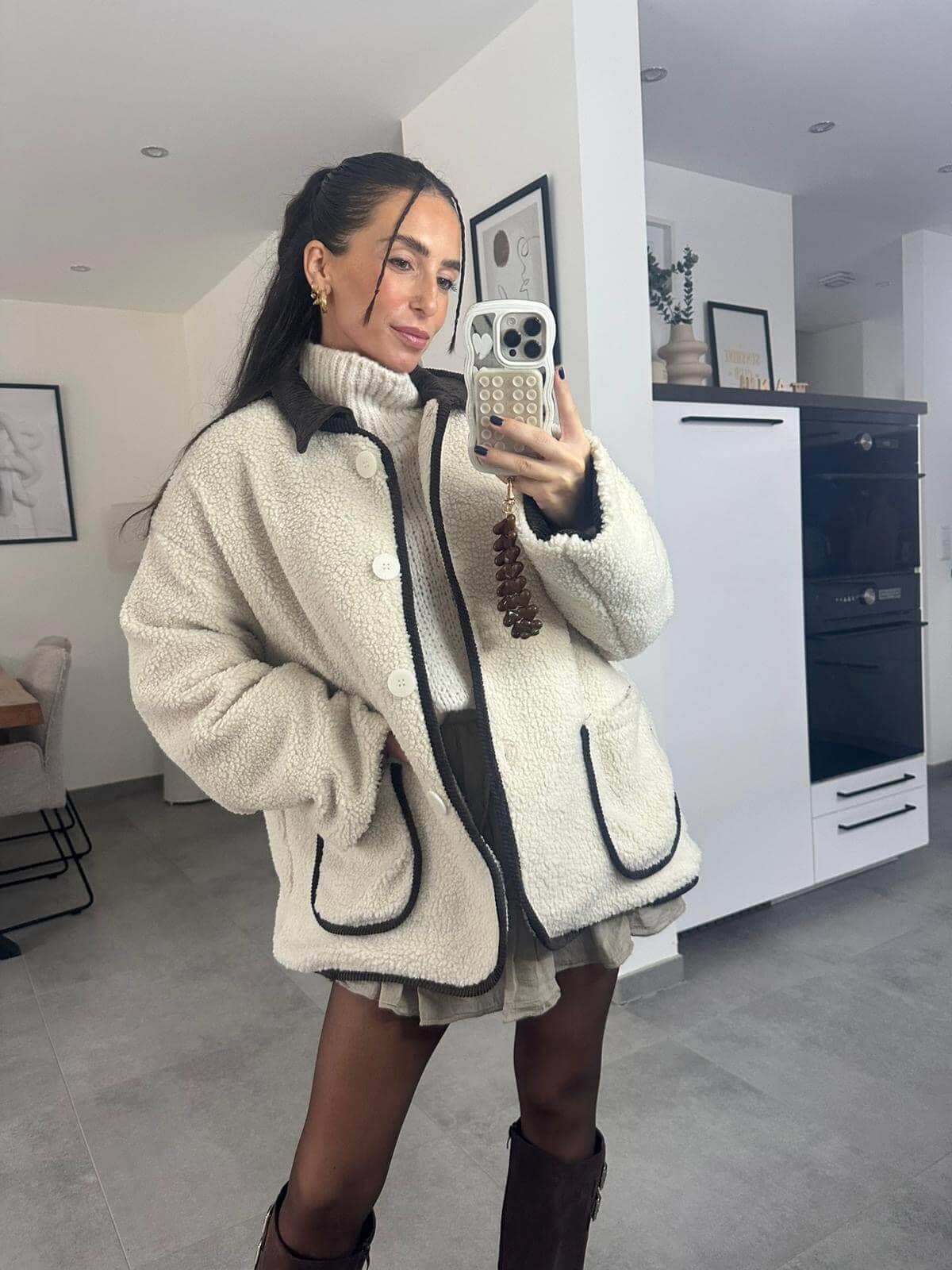 Teddyjacke mit Cordkragen – Creme Jacke Lisas Boutique 