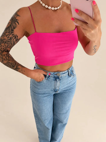 Top rose vif à bretelles pour femme, vue de détail | Lisa’s Boutique