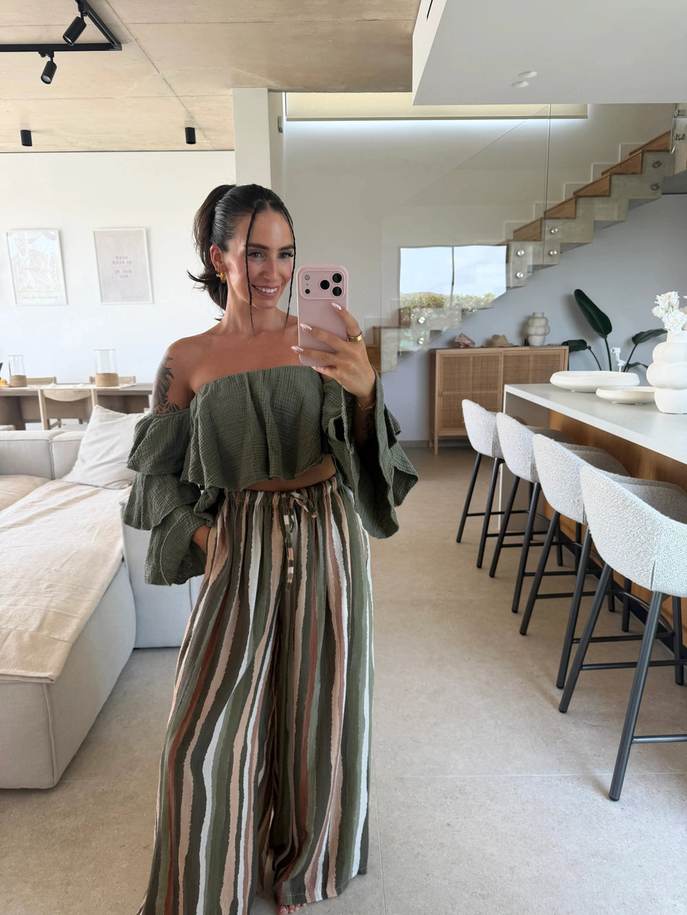 Trägerlose Musselin Bluse – Khaki Bluse Lisas Boutique 