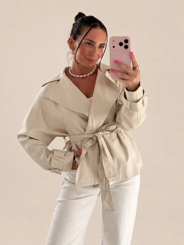 Trench donna beige, vista frontale | Lisa’s Boutique